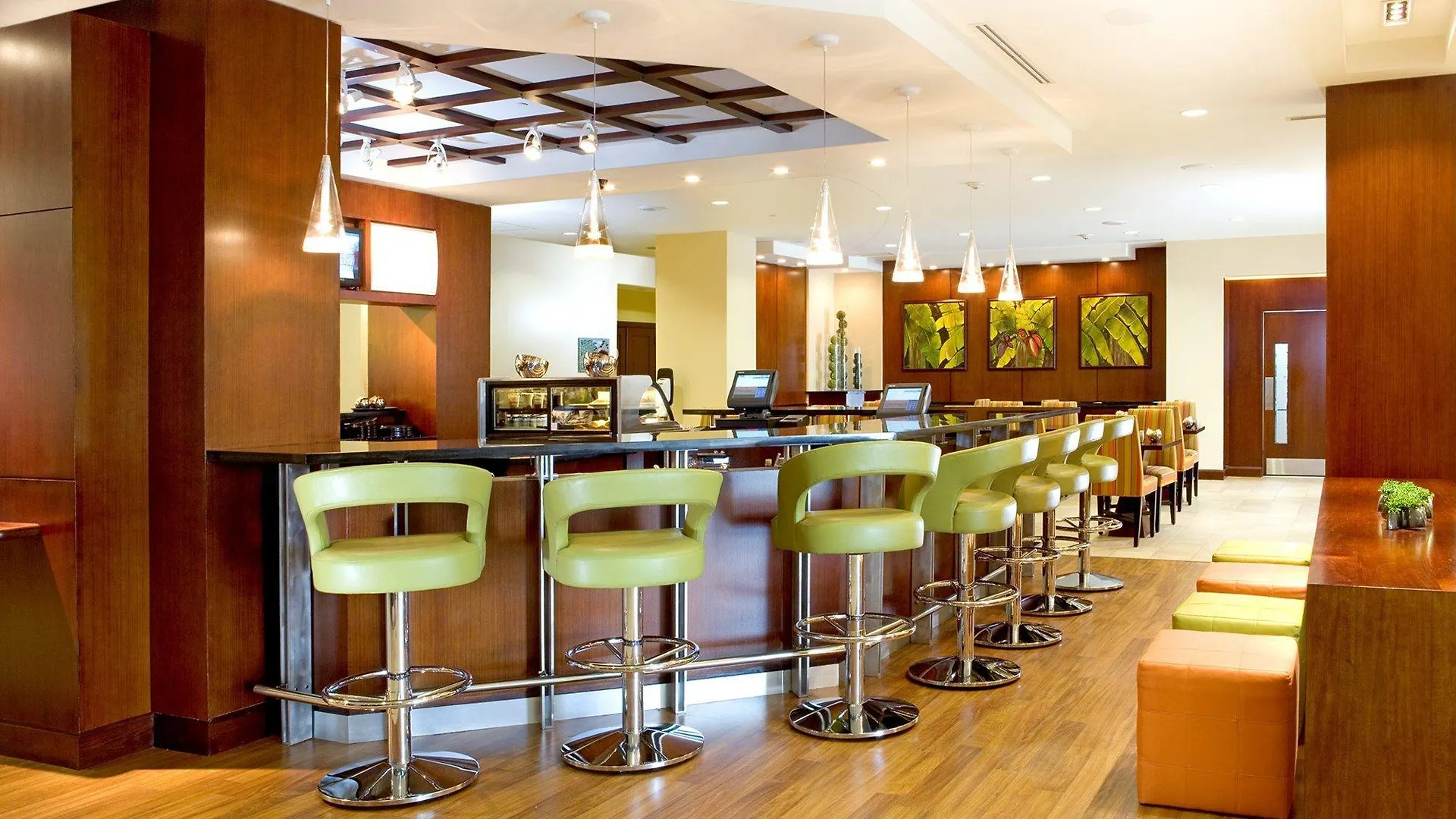Courtyard By Marriott Port Of Spain 3*,