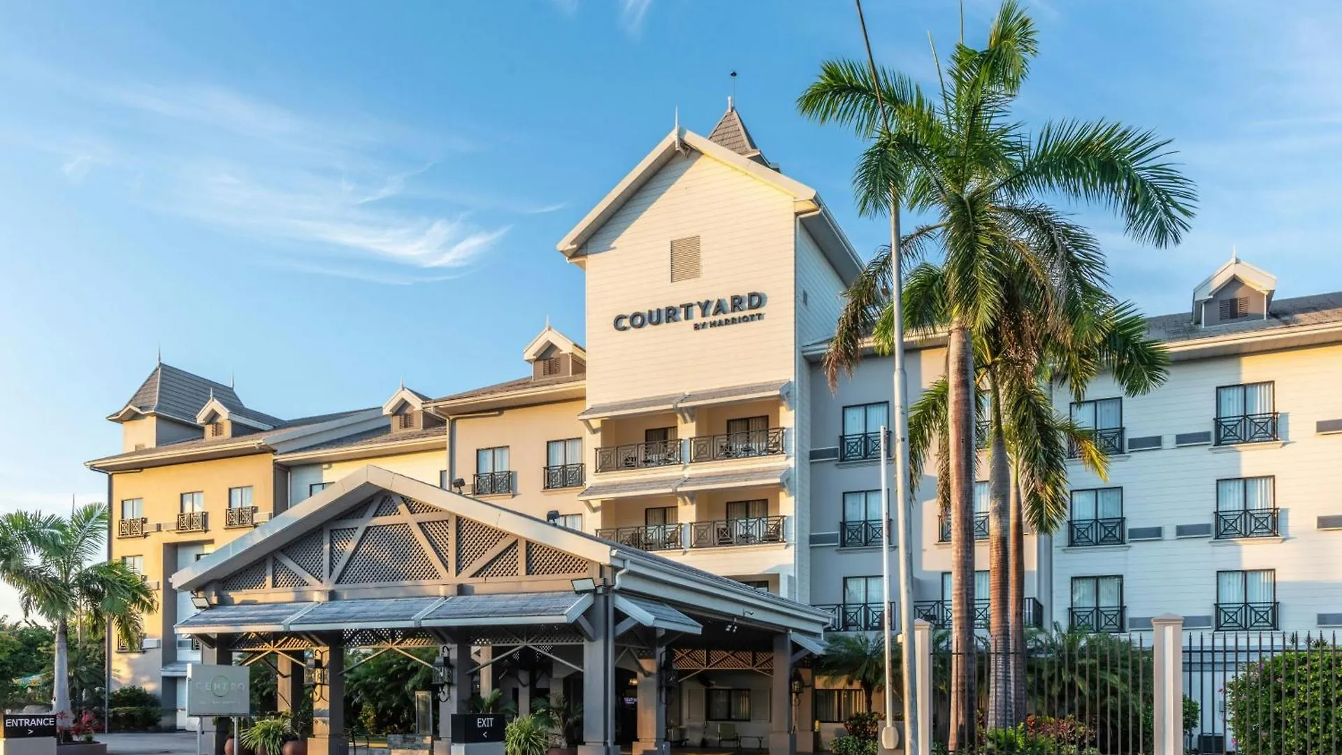 Courtyard By Marriott Port Of Spain Hotel