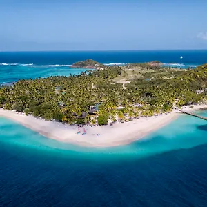 & Palm Island