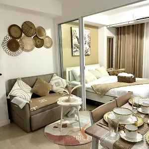  Resort Azure Club Philippines