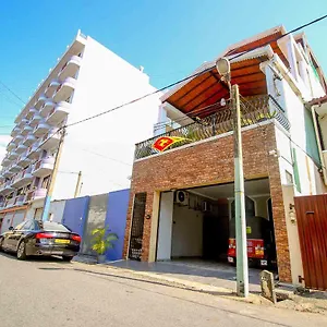 ** Hotel Yoho Avana Sri Lanka