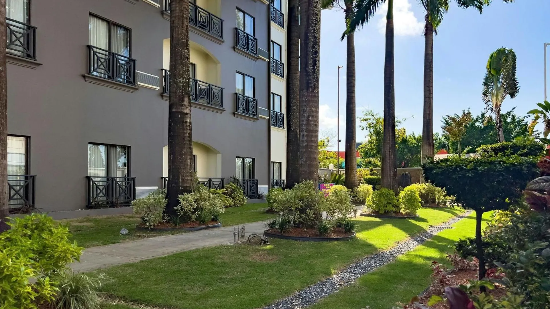 Courtyard By Marriott Port Of Spain