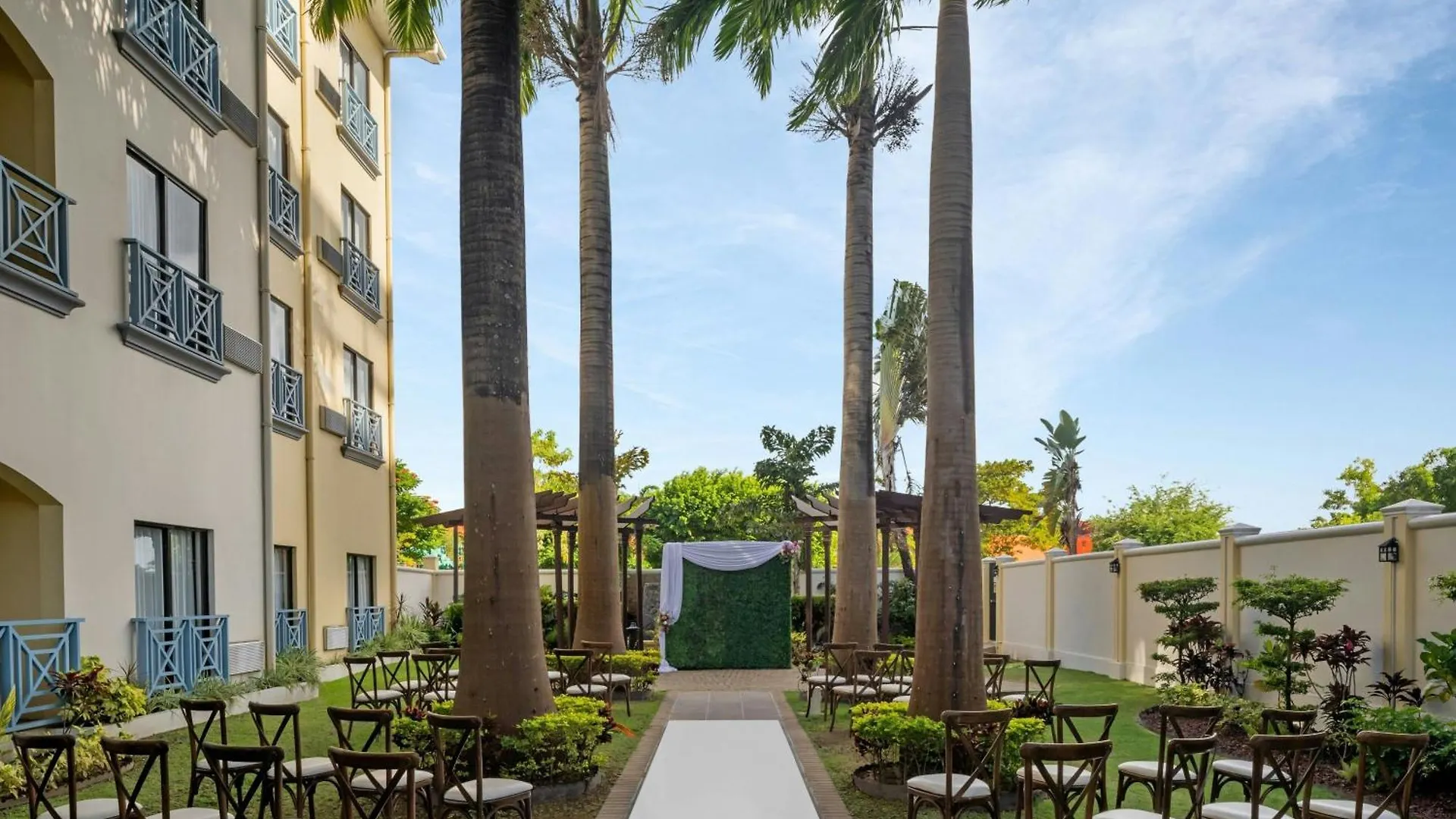 Courtyard By Marriott Port Of Spain Hotel