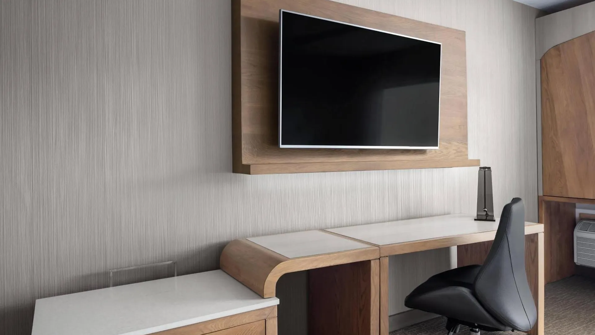 Courtyard By Marriott Port Of Spain Hotel